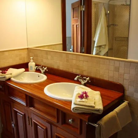 Casa Restinga - 4 Bedroom - Stunning Sea And Marina Views - Pool Table