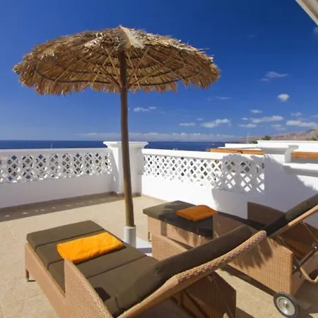 Villa Casa Restinga - 4 Bedroom - Stunning Sea And Marina Views - Pool Table